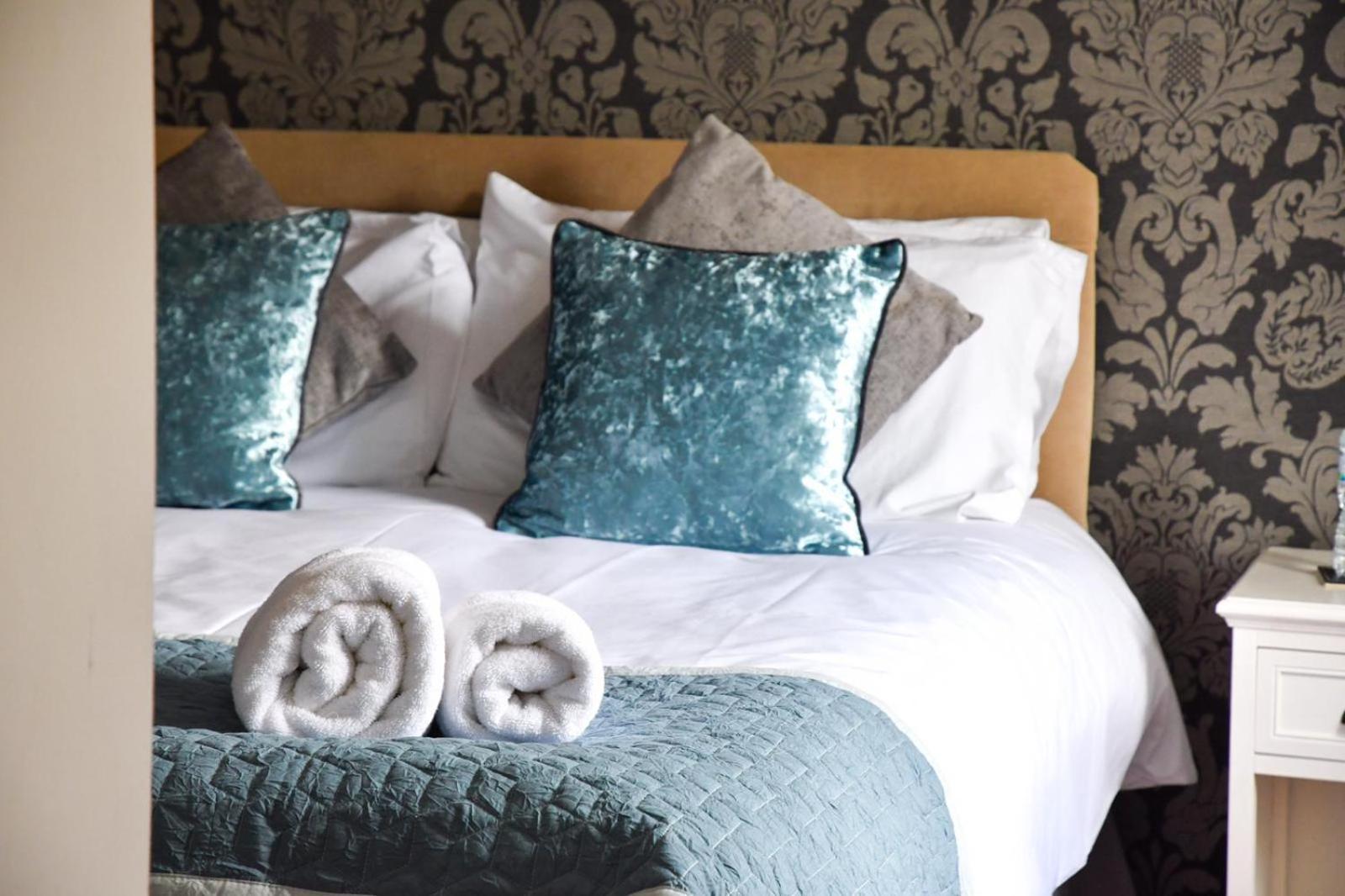 Whiston Hall Bilik gambar